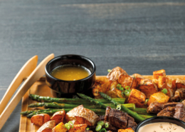 Planche steak-patates et beurre à l’ail